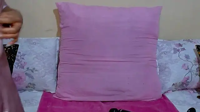 DiamondLuv29 – webcam-show