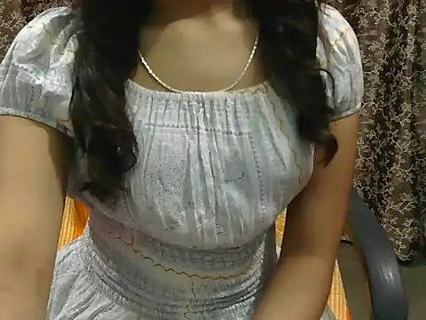 Chatroom XXX en direct de Adorable_Ayesha