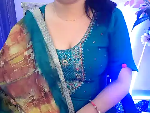 _chitranshi: онлайн-секс-чат