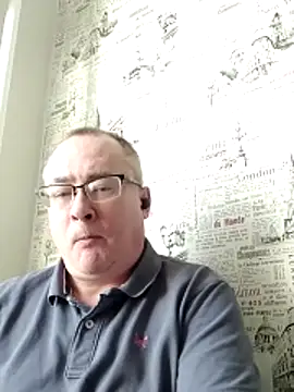 Pokazy przed kamerką – Nika_Malay