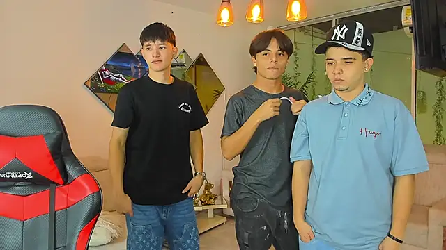 Houseofwarrios élő XXX-chatje