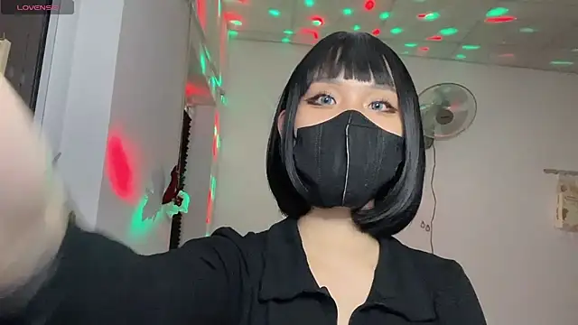 Tieu-May: онлайн-секс-чат