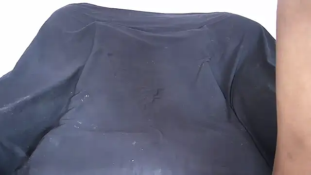 LureLily Pertunjukan Webcam