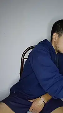 Chat +18 de Thick_Cock ao vivo