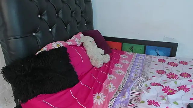 Chat +18 de Britney_Rose ao vivo