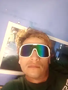 QJHoElyking's Webcam Show