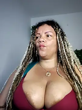 Eva_Luxei élő XXX-chatje