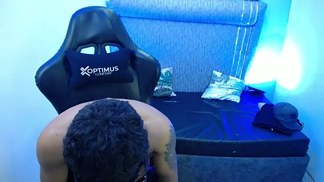 The_twinks_のウェブカメラショー