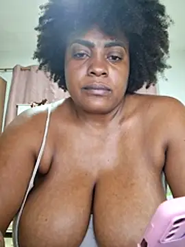 GoddessCarrie's Live XXX Chat