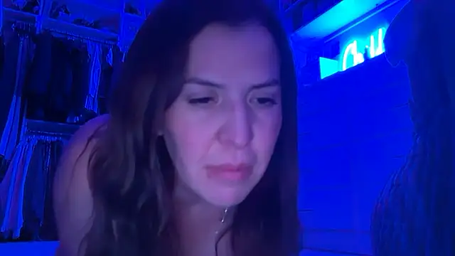 WildGabby82's Live XXX Chat