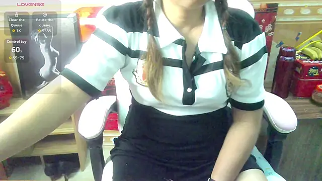 Jerry-Lan live XXX chat