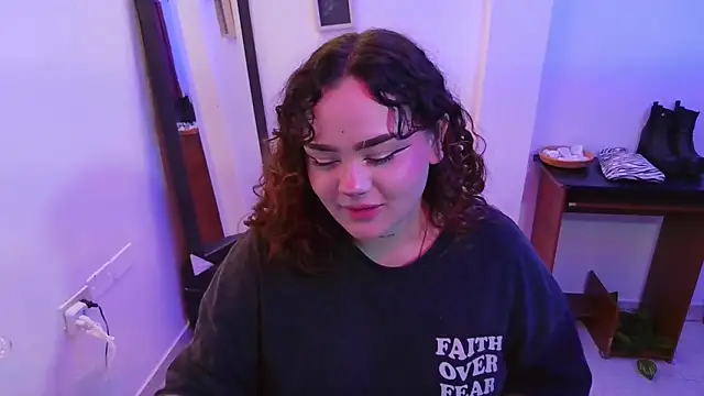 Chatroom XXX en direct de koning_moretti