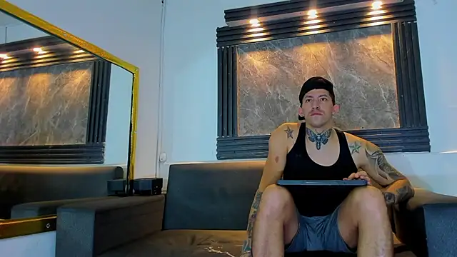 XXX chat uživo modela yeckodream