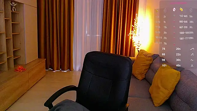 _Mia_Adams Chat XXX in diretta