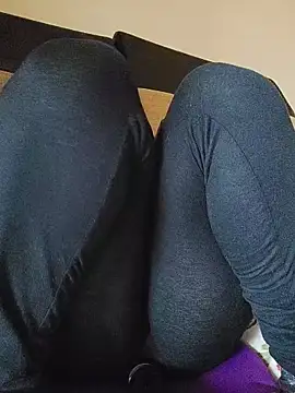 Tinaa_Love69's Live XXX Chat