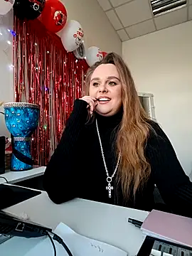 Juicy_PeachLux's Live XXX Chat