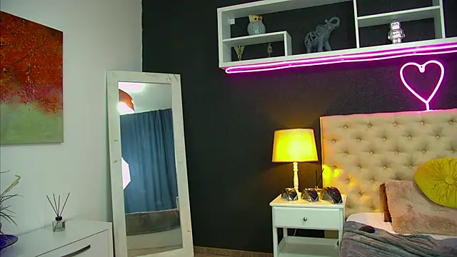 TaniaKaverina Webcam-Show