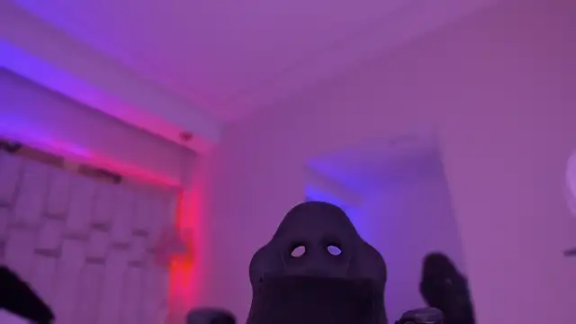 Emmily_Savage's Live XXX Chat