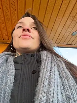 KishaMur Adlı Modelin Canlı XXX Sohbeti