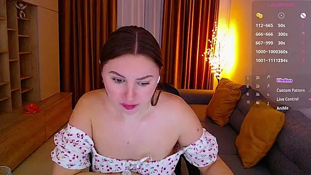 Živý XXX chat _Mia_Adams