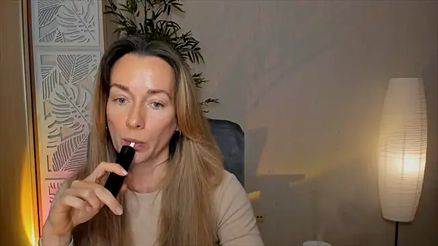 Chat XXX ao vivo de RebeccaMartinez