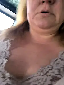 jusichka Live XXX Chat