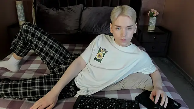 Je_Salvatore Live XXX-chat