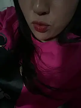 hotgirl-sexy Adlı Modelin Web Kamerası Şovu