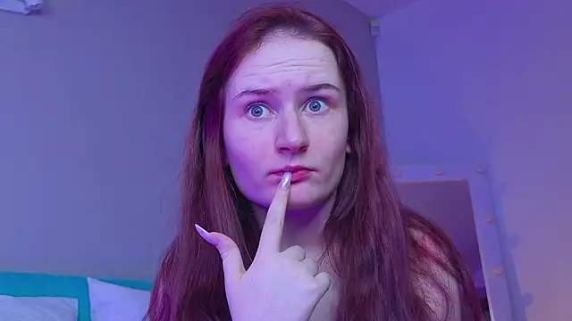 Show modela L1ittle_kitty_ na web-kameri