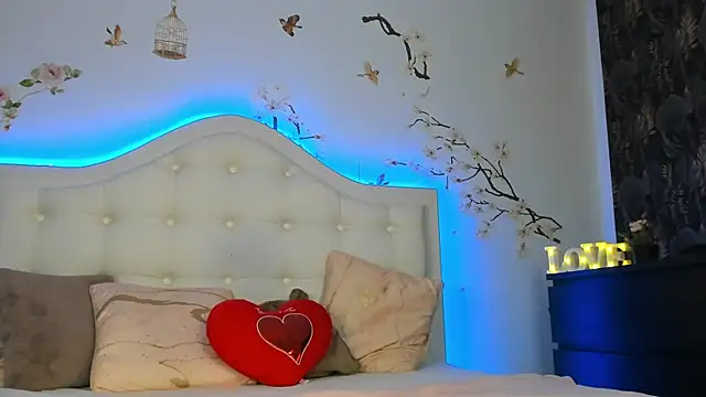 TinyBlair élő XXX-chatje