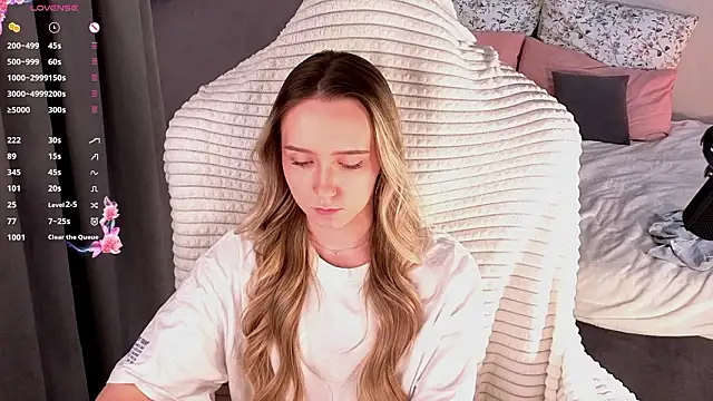 Chat XXX Live HollisBeckett