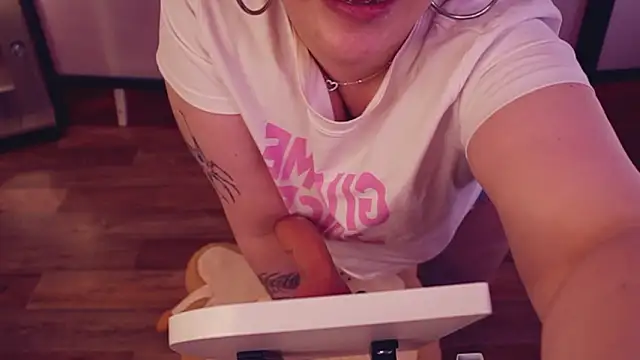 Chery_Lady22's Live XXX Chat