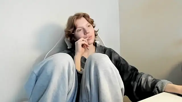 XXX chat uživo modela StellaDavis