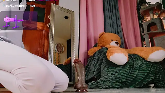 Ari-Nana: απευθείας συνομιλία ΧΧΧ