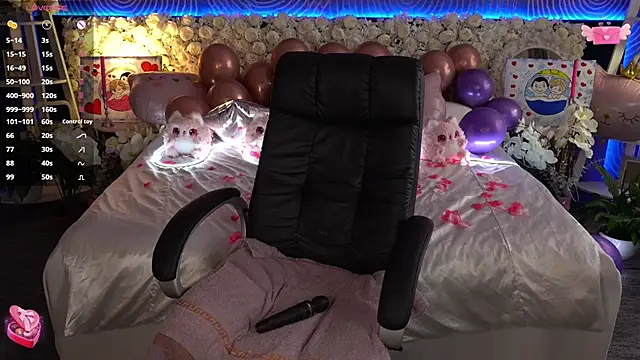 FoxyShy: απευθείας συνομιλία ΧΧΧ