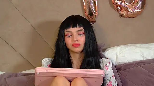 AnitaVenture: онлайн-секс-чат