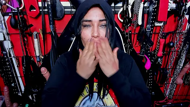 دردشة sadistic_aradia الجنسية المباشرة