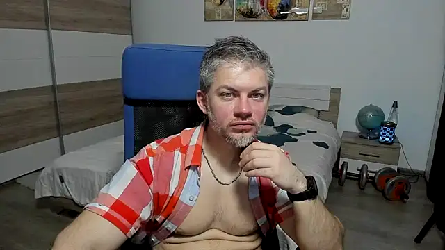 Živý XXX chat RobbyShawz