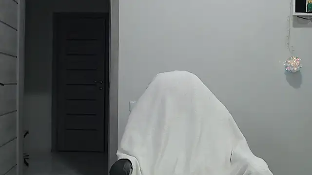 maxi_foxxx webcam show