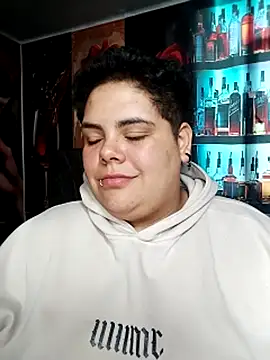 Hailey_Curvy: онлайн-секс-чат