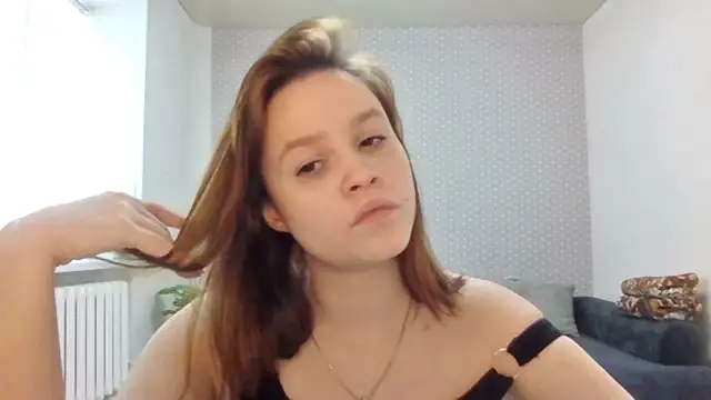 Ammymia Adlı Modelin Canlı XXX Sohbeti