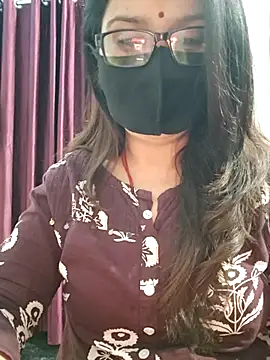 Aishwaryaa_69 লাইভ XXX চ্যাট