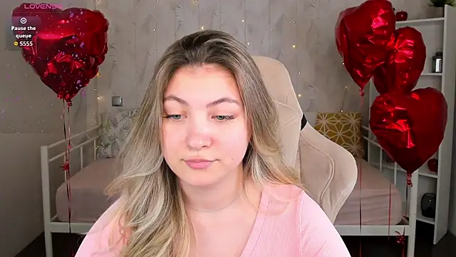 Angel__Grace Adlı Modelin Canlı XXX Sohbeti