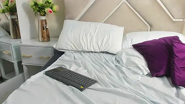 Sophia_Joness_ Chat XXX in diretta