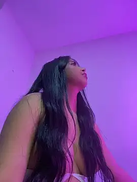 Chat +18 de miss__cataleya ao vivo