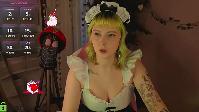 แชท XXX สดของ Roziett_Belle