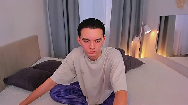 Ian_Harrickton's Webcam Show