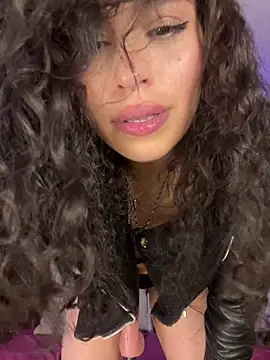 Chatroom XXX en direct de Mya_lorenz