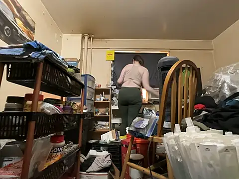 Snowbunnycake_131 élő XXX-chatje