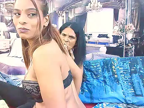 IndianSexyAss 现场XXX聊天